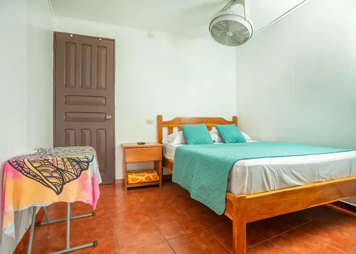 Downtown, Private With Bathroom Kapselhotel *